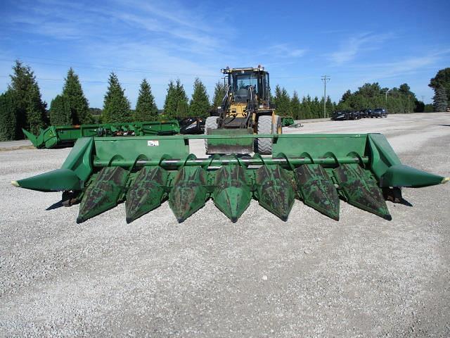 Image of John Deere 843 equipment image 1