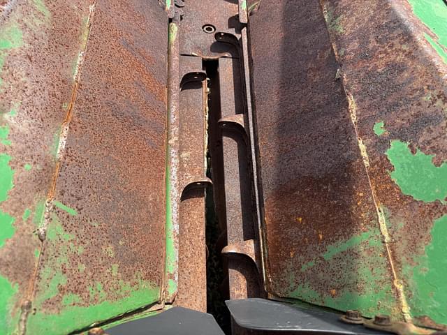 Image of John Deere 843 equipment image 1