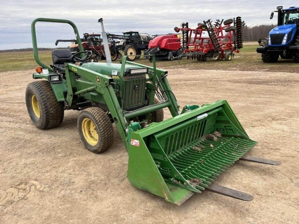 Image of John Deere 855 Primary image
