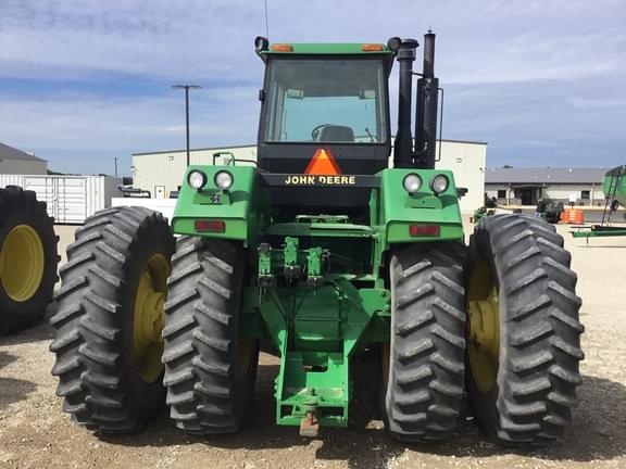 Image of John Deere 8560 equipment image 2