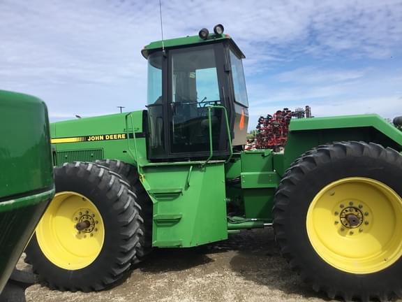 Image of John Deere 8560 equipment image 4