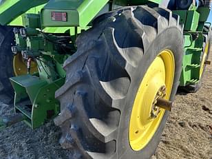 Main image John Deere 8560 10