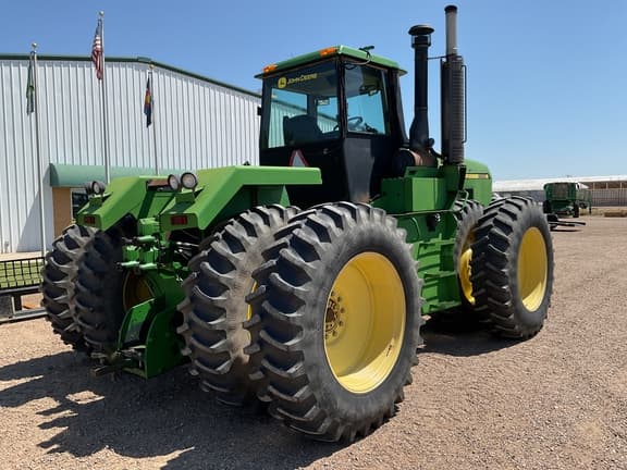 Image of John Deere 8560 equipment image 4