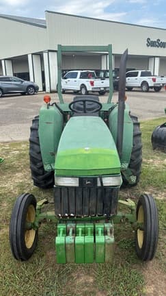 Image of John Deere 870 equipment image 3