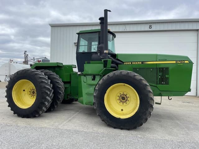 Image of John Deere 8760 equipment image 1