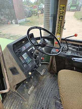 Image of John Deere 8760 equipment image 4