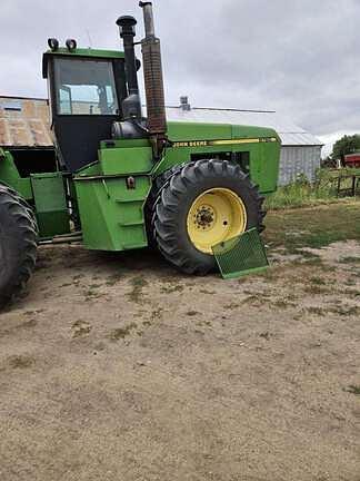 Image of John Deere 8760 equipment image 1