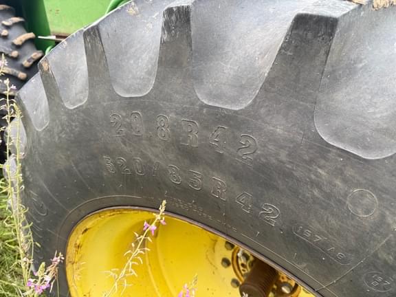 Image of John Deere 8760 equipment image 4