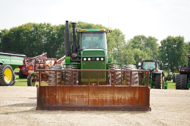 Image of John Deere 8760 equipment image 1