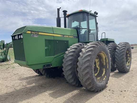 1990 John Deere 8760 Equipment Image0