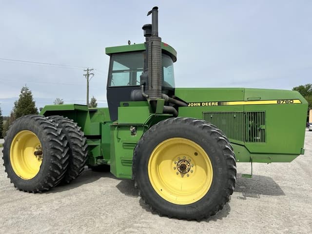 Image of John Deere 8760 equipment image 1