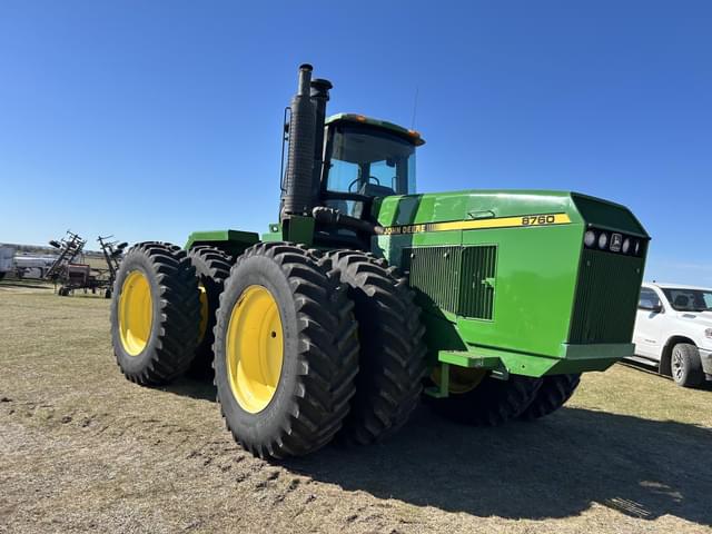 Image of John Deere 8760 equipment image 2
