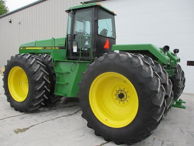 Image of John Deere 8960 equipment image 2