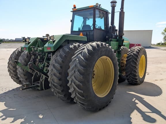 Image of John Deere 8960 equipment image 2