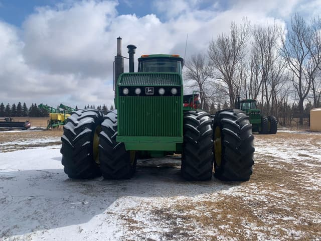 Image of John Deere 8960 equipment image 1
