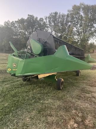 Main image John Deere 920F