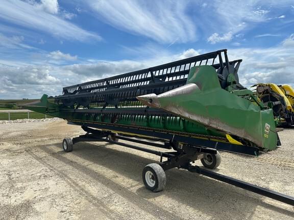 Image of John Deere 925 equipment image 2