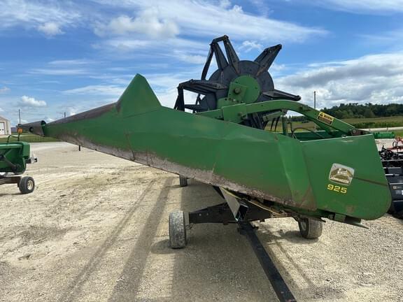 Image of John Deere 925 equipment image 4