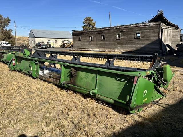Image of John Deere 925 equipment image 3