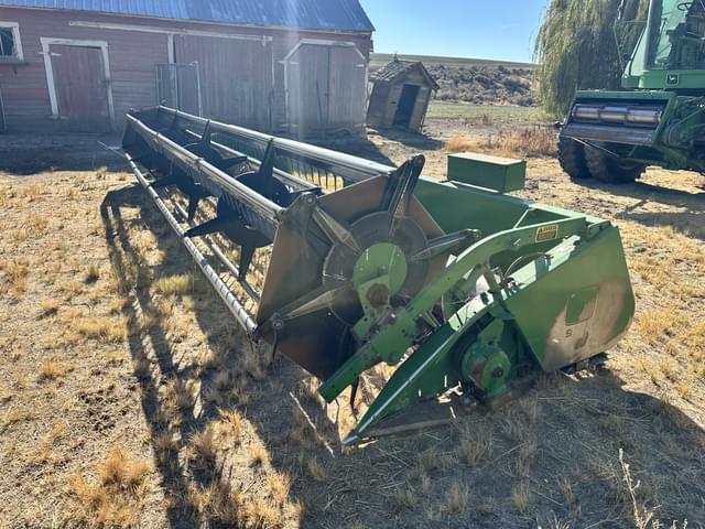 Image of John Deere 925 equipment image 1