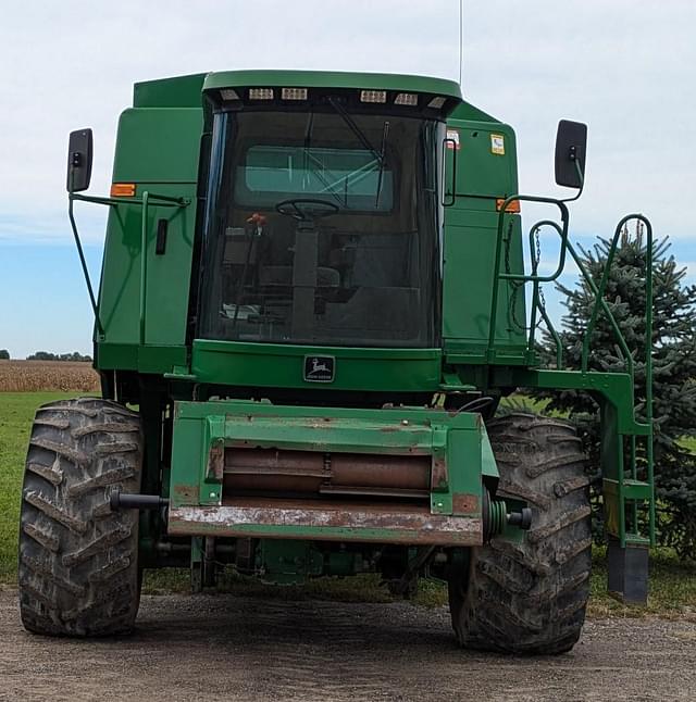 Image of John Deere 9400 equipment image 2