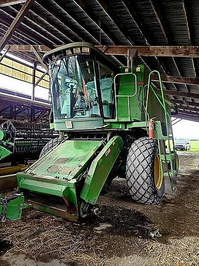 Image of John Deere 9400 equipment image 1