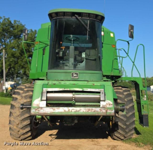 Image of John Deere 9500 equipment image 1