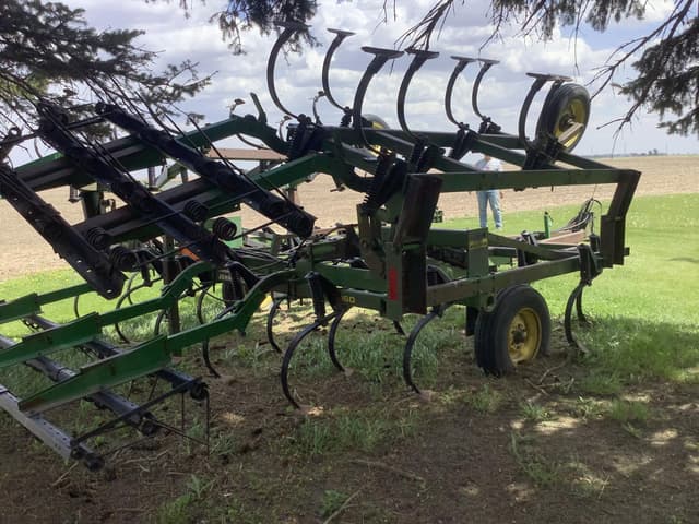 Image of John Deere 960 equipment image 4