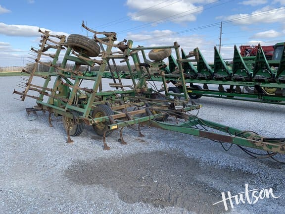 1990 John Deere 960 Equipment Image0