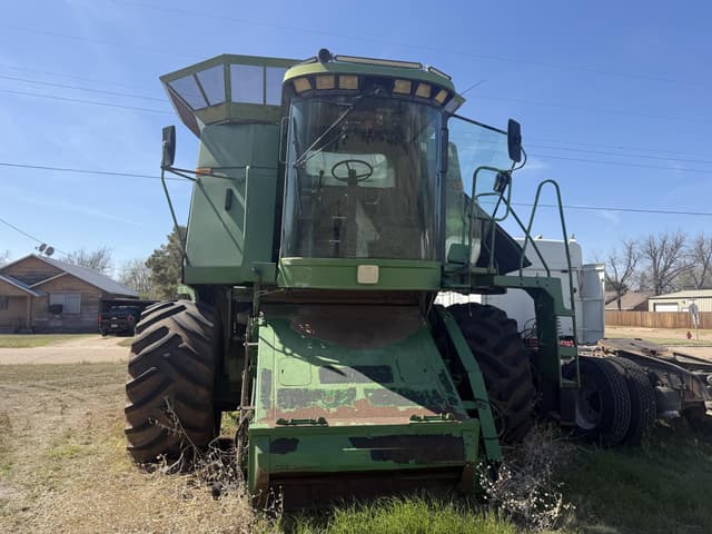 Image of John Deere 9600 equipment image 2