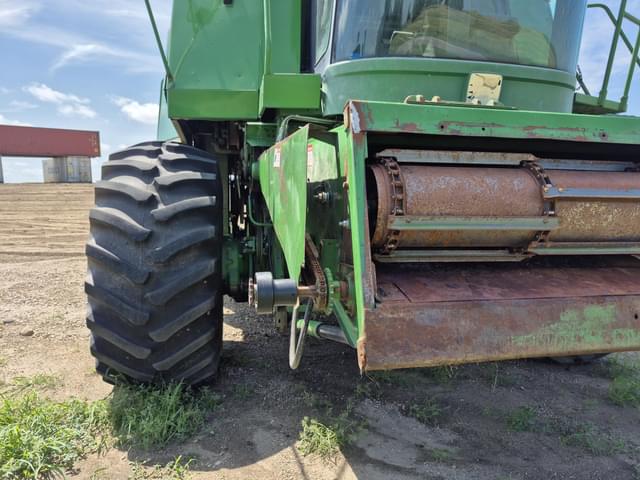 Image of John Deere 9600 equipment image 2