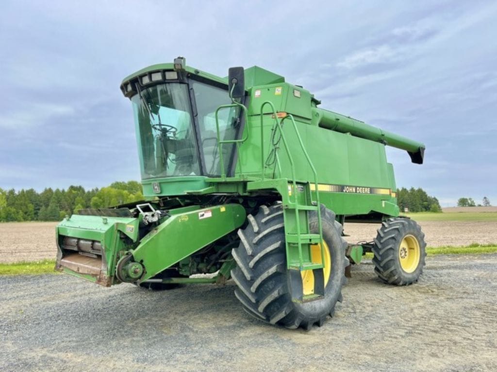 1990 John Deere 9600 Equipment Image0