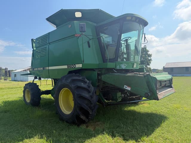 Image of John Deere 9600 equipment image 1