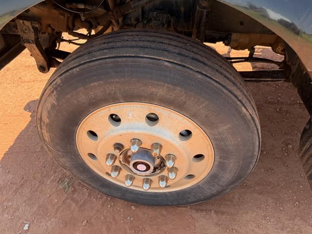 Image of Kenworth T400 equipment image 2
