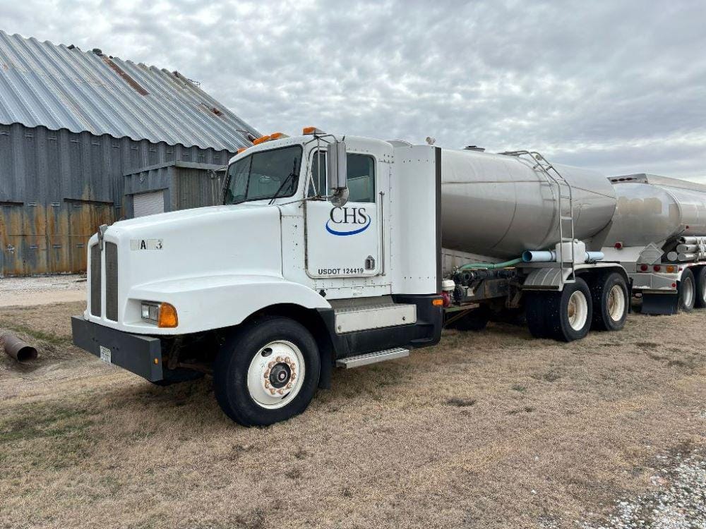 Main image Kenworth T400