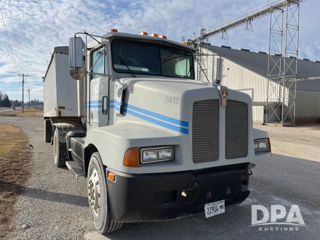 Image of Kenworth T400 equipment image 3