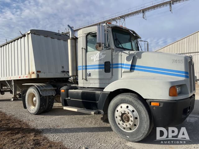 Image of Kenworth T400 equipment image 4