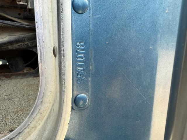Image of Kenworth T600 equipment image 2