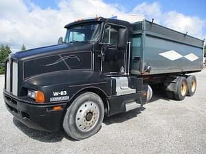 1990 Kenworth T600 Image