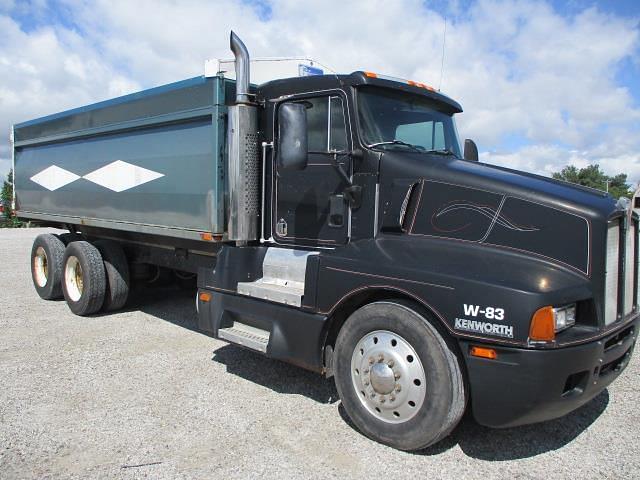 Image of Kenworth T600 equipment image 1