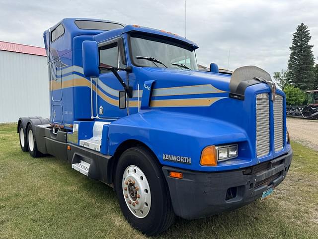 Image of Kenworth T600 equipment image 2
