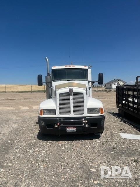 Main image Kenworth T600
