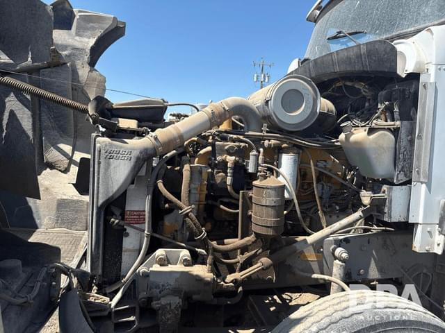 Image of Kenworth T600 equipment image 3