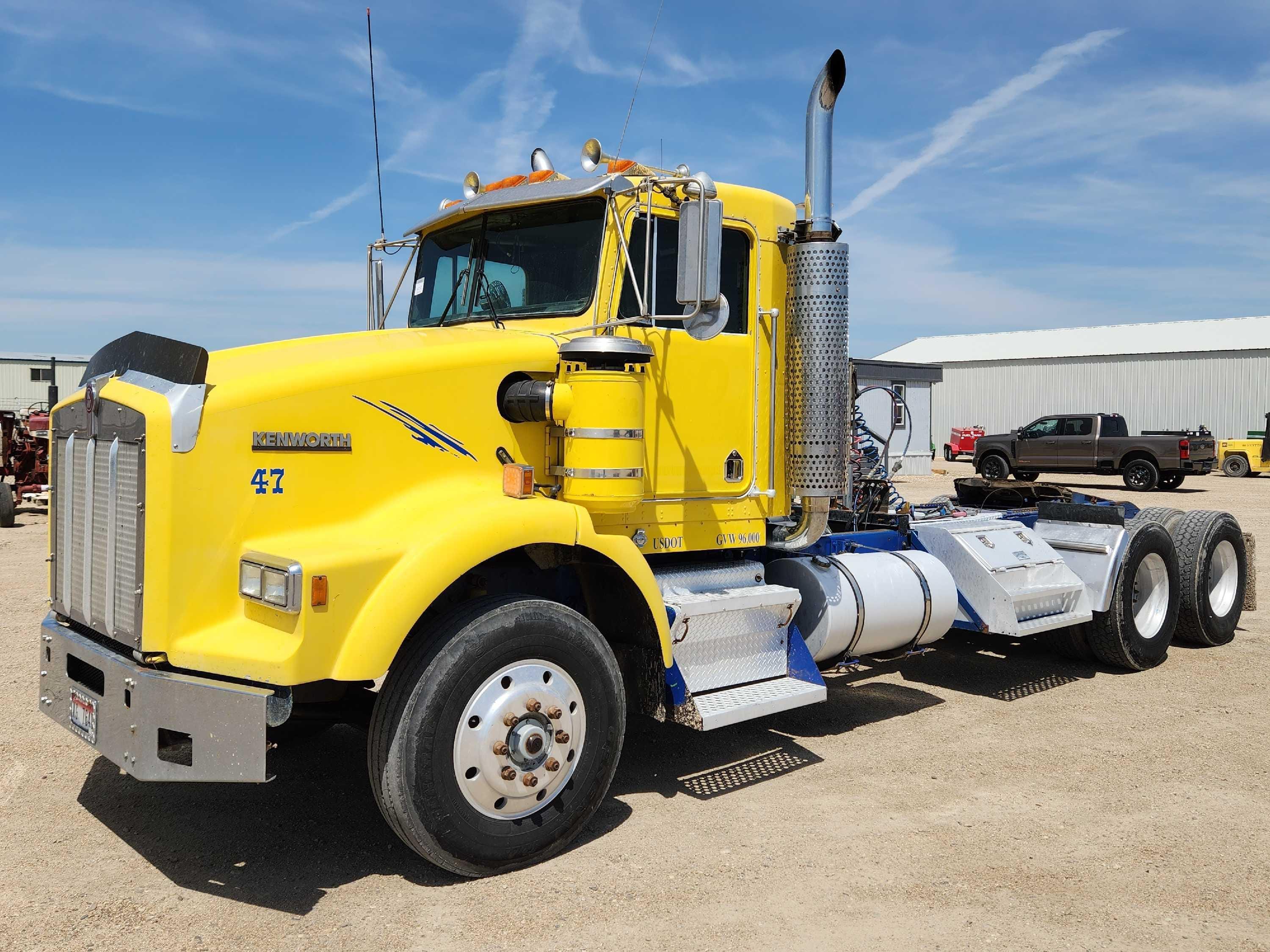 Main image Kenworth T800