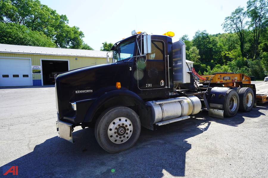 Main image Kenworth T800