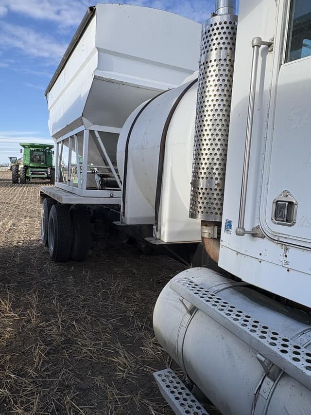 Image of Kenworth T800 equipment image 3