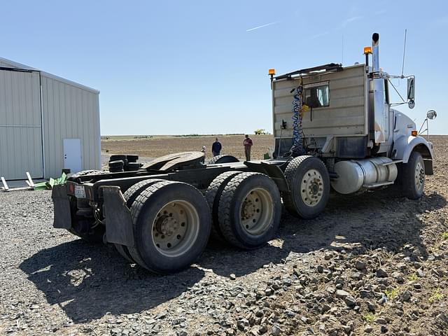 Image of Kenworth T800 equipment image 3