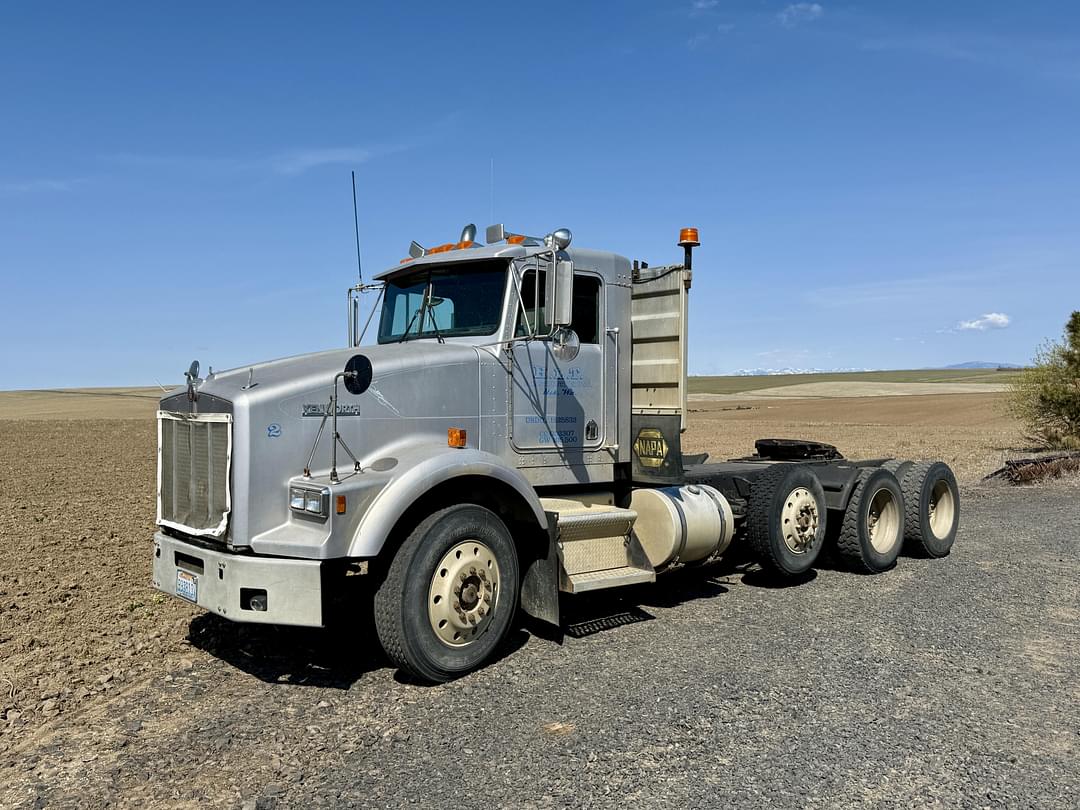 Image of Kenworth T800 Primary image