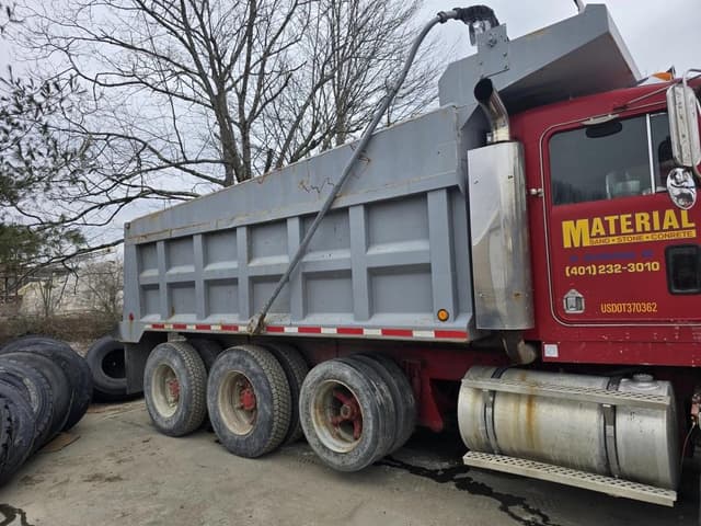 Image of Kenworth T800 equipment image 4