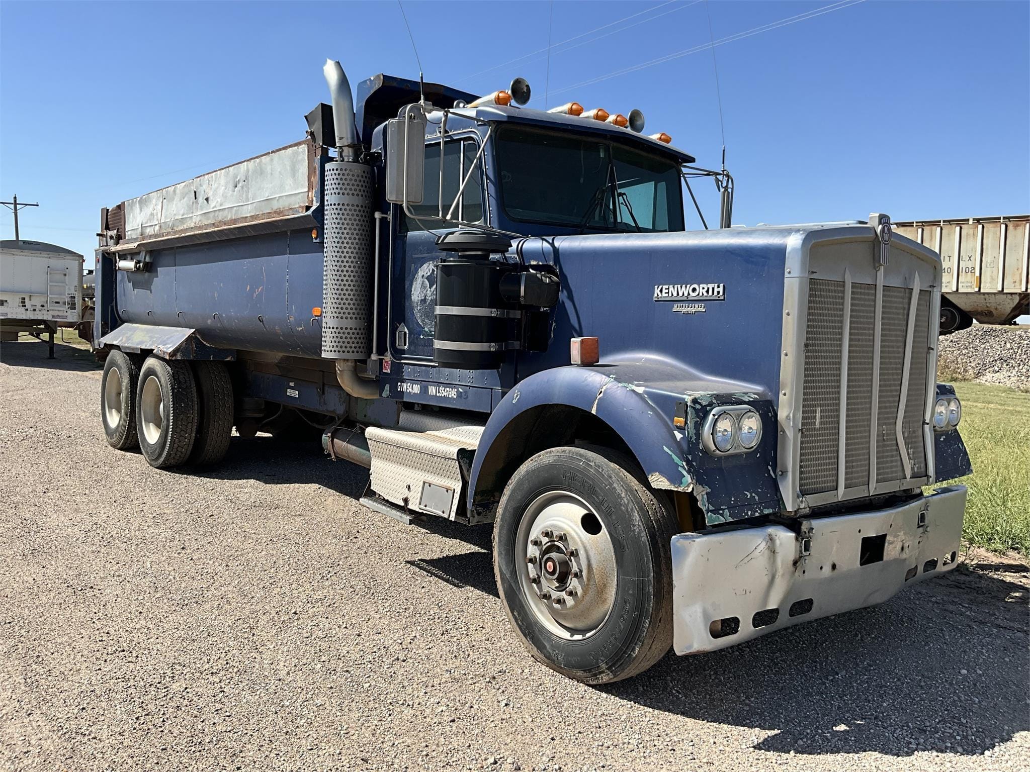 Main image Kenworth W900